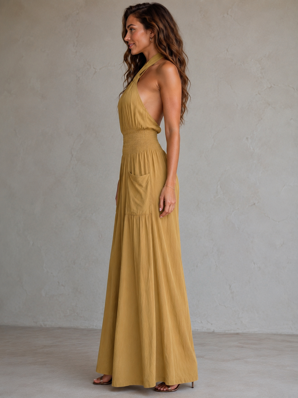 Women's Backless Wide-Leg Jumpsuit