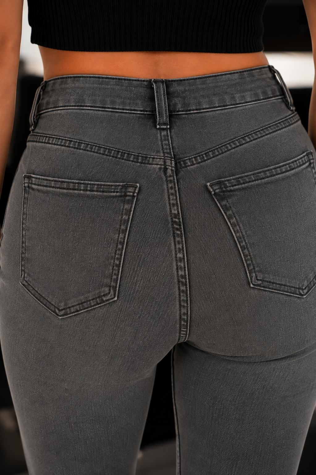 Slim Fit Stretchy Black Leather Skinny Pants
