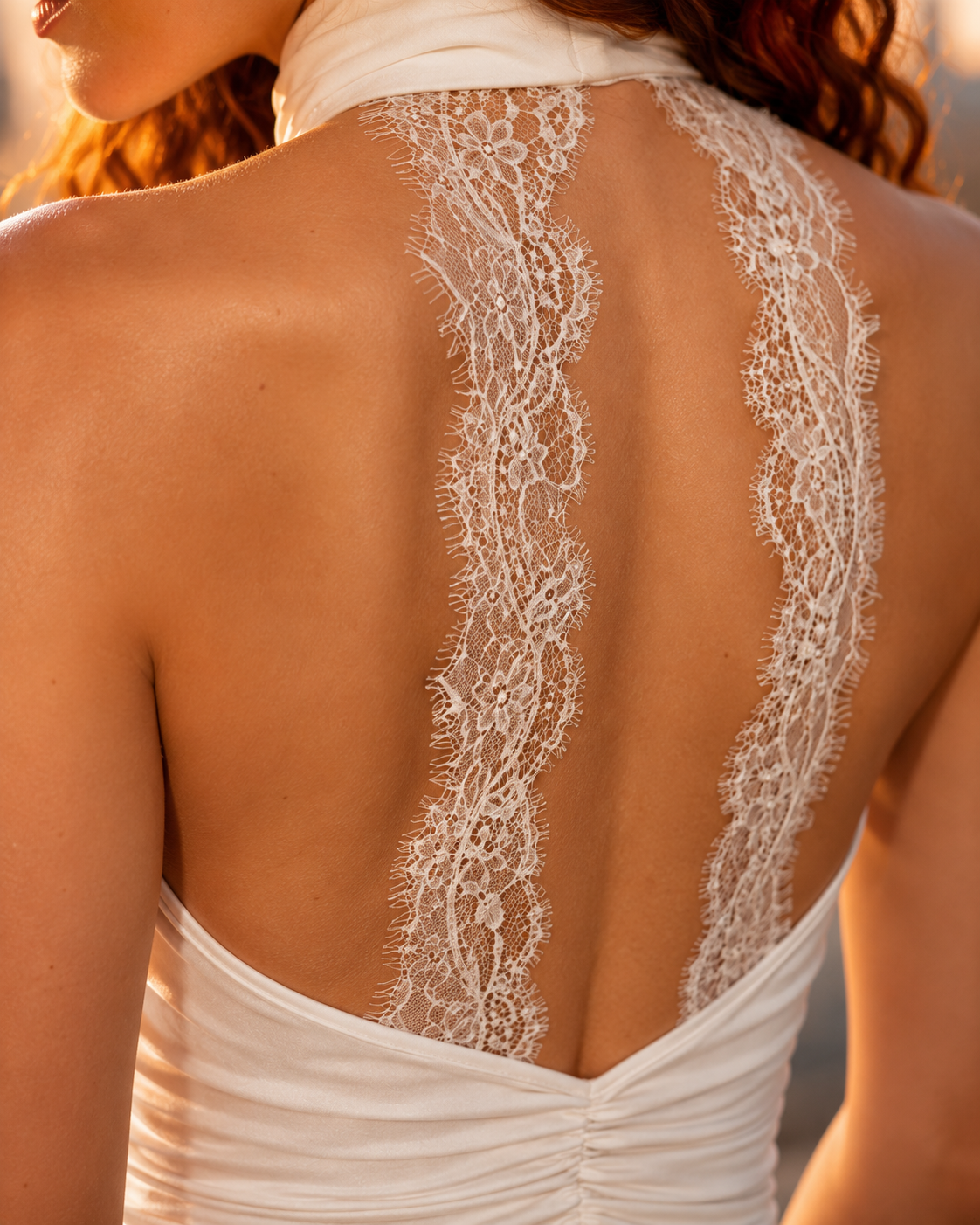 Solid-color Lace-trimmed Sleeveless Top