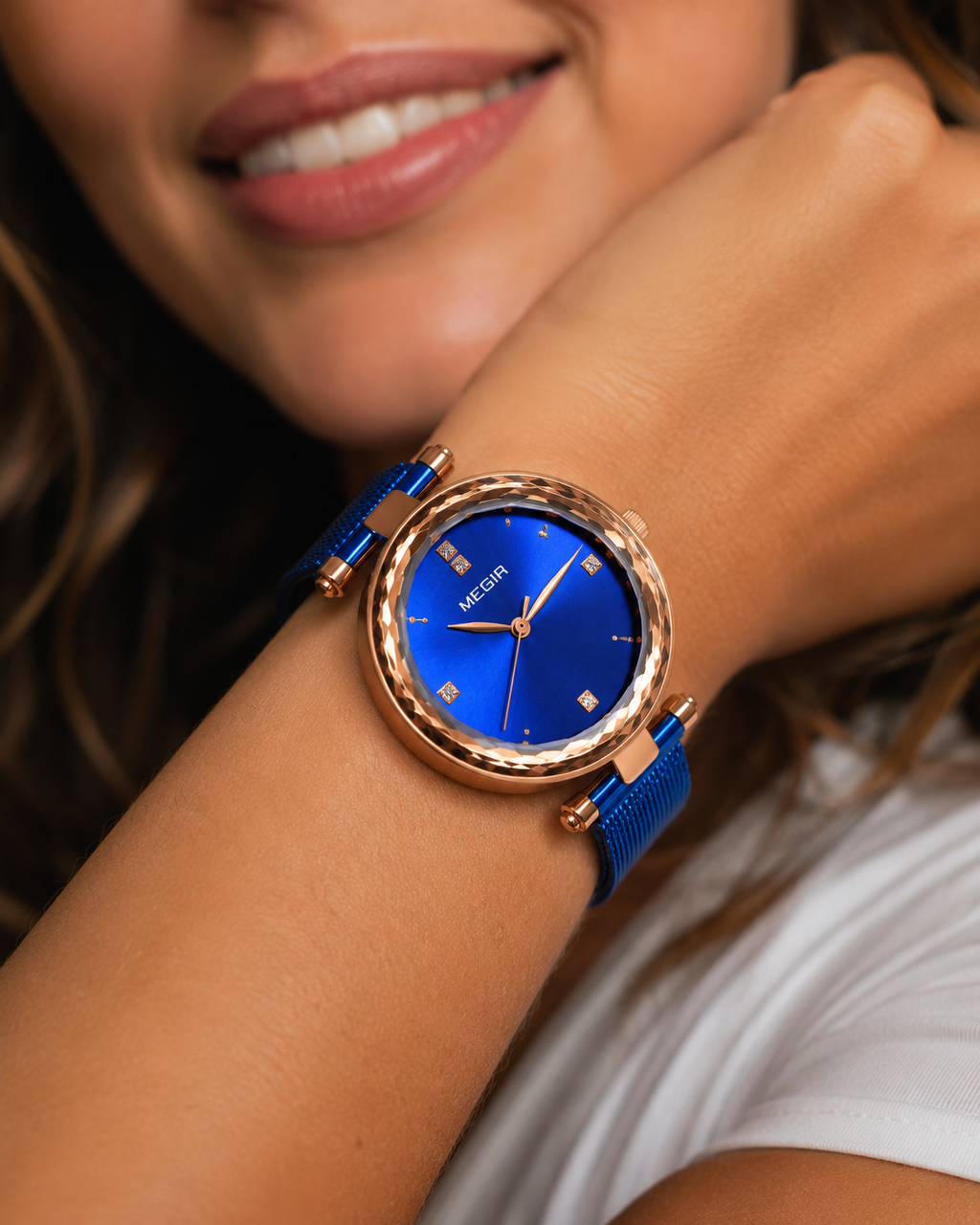 Stylish Cut-Mirror Quartz Womens Watch
